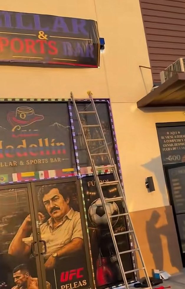 Casa Medellín Billar & Sports Bar